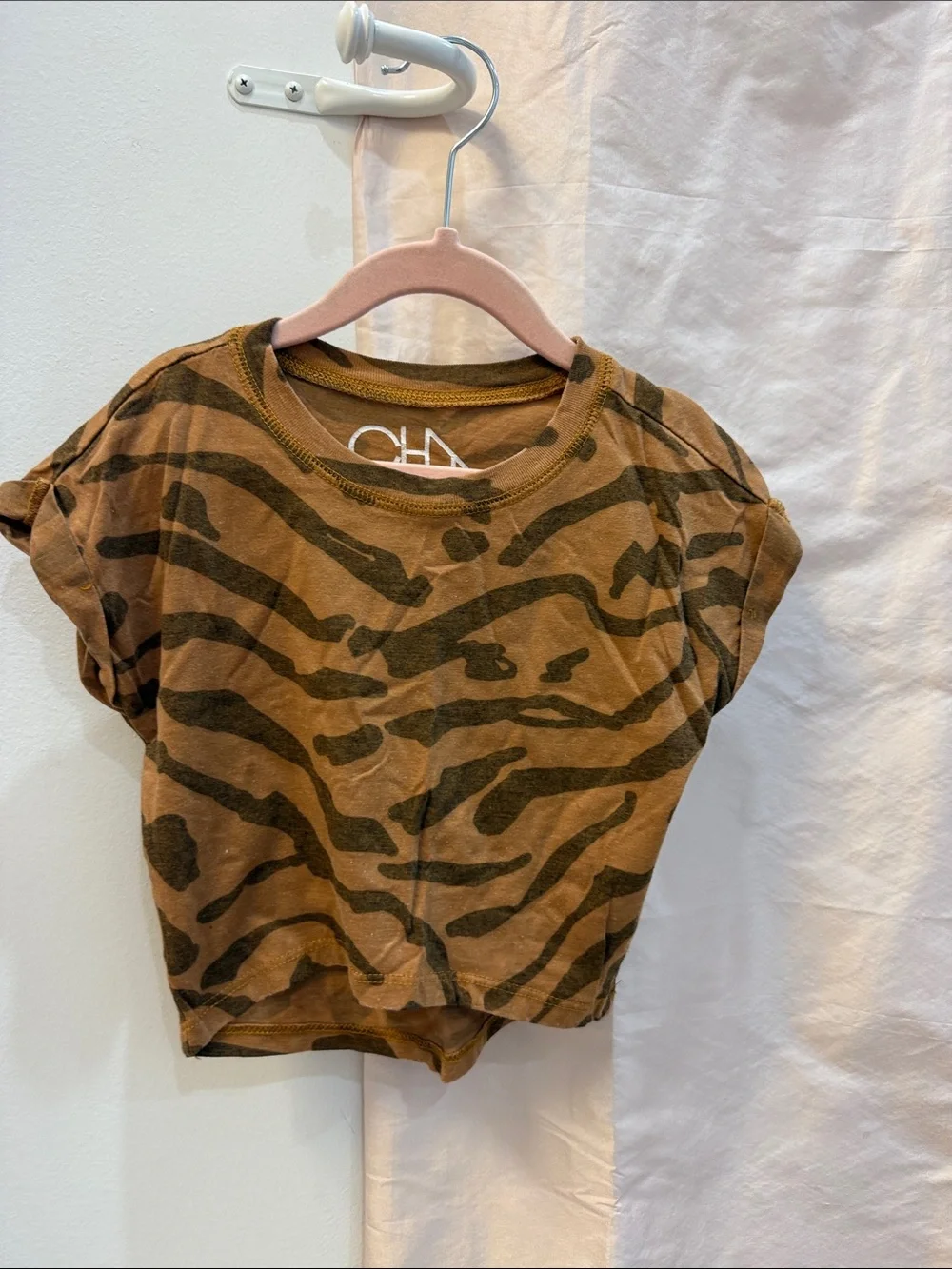 Chaser Kids' Brown & Olive Zebra-Striped Short Sleeve Tee